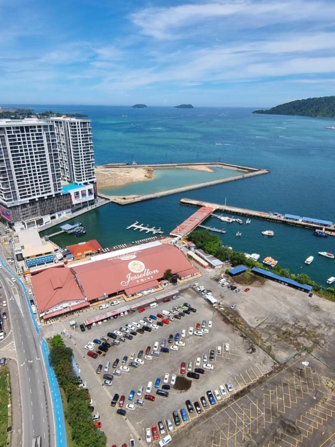 Nana Homestay - Jesselton Quay Kota Kinabalu Buitenkant foto